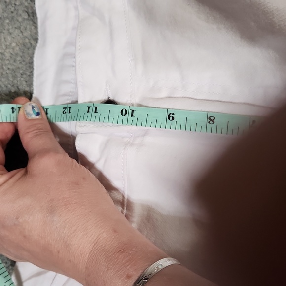 Juniors xl denim stretch Jean shorts white distressed - Picture 6 of 6